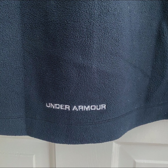 Under Armour 1/2 Zip Pullover - Picture 4 of 4